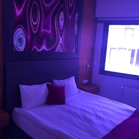 Black Apart-hotel