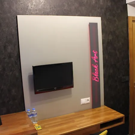 Apart-hotel Black 4*