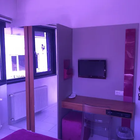 Apart-hotel Black 4*