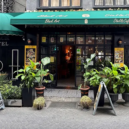 Apart-hotel Black 4*